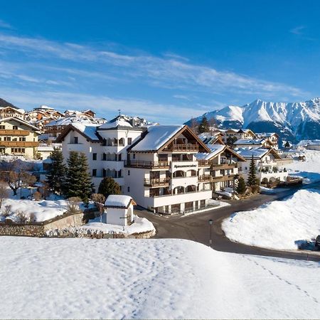 Apart-Hotel Alpinsonnenresidenz フィス エクステリア 写真